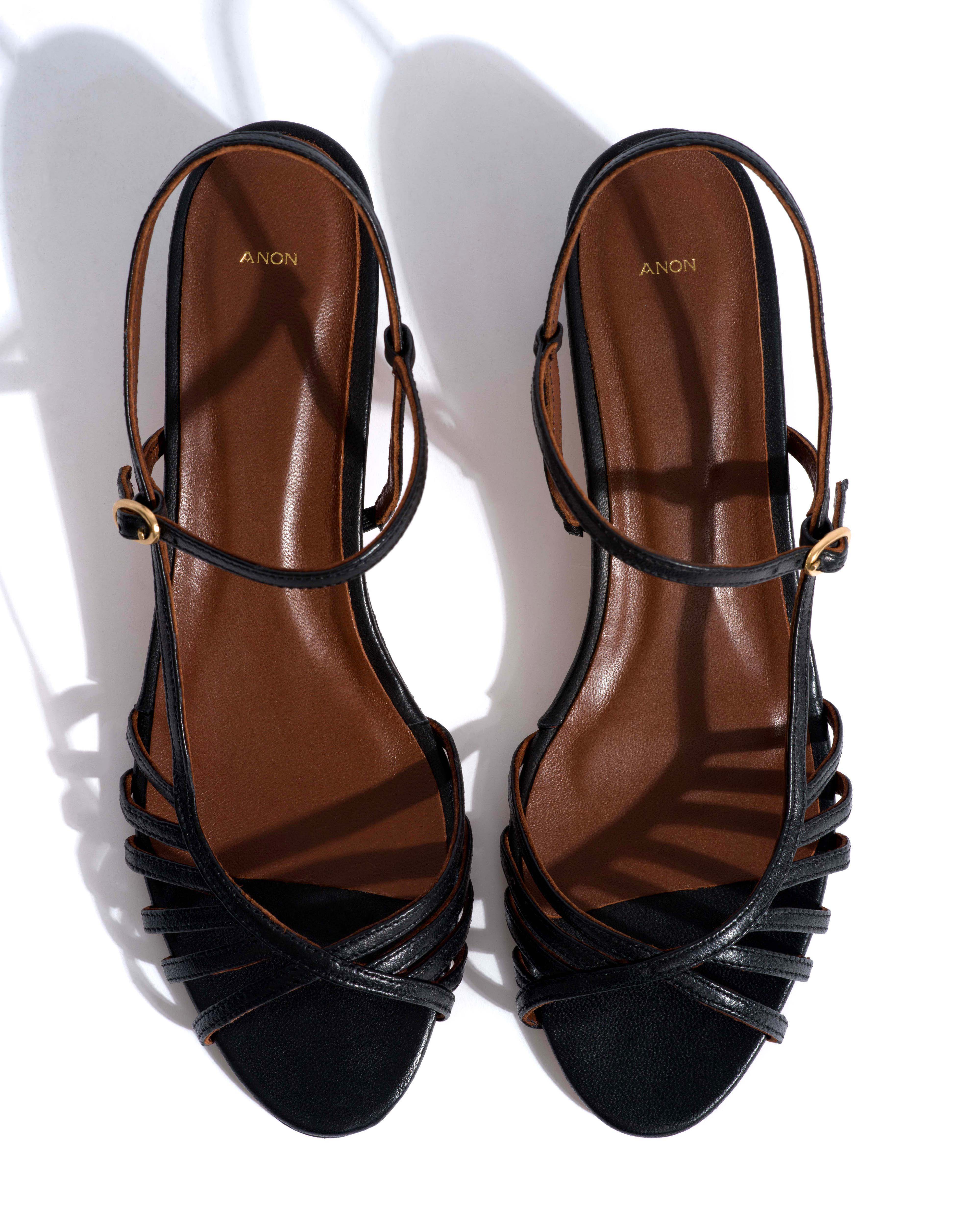 Carlota 40 Shiny lamb Black - Image 4