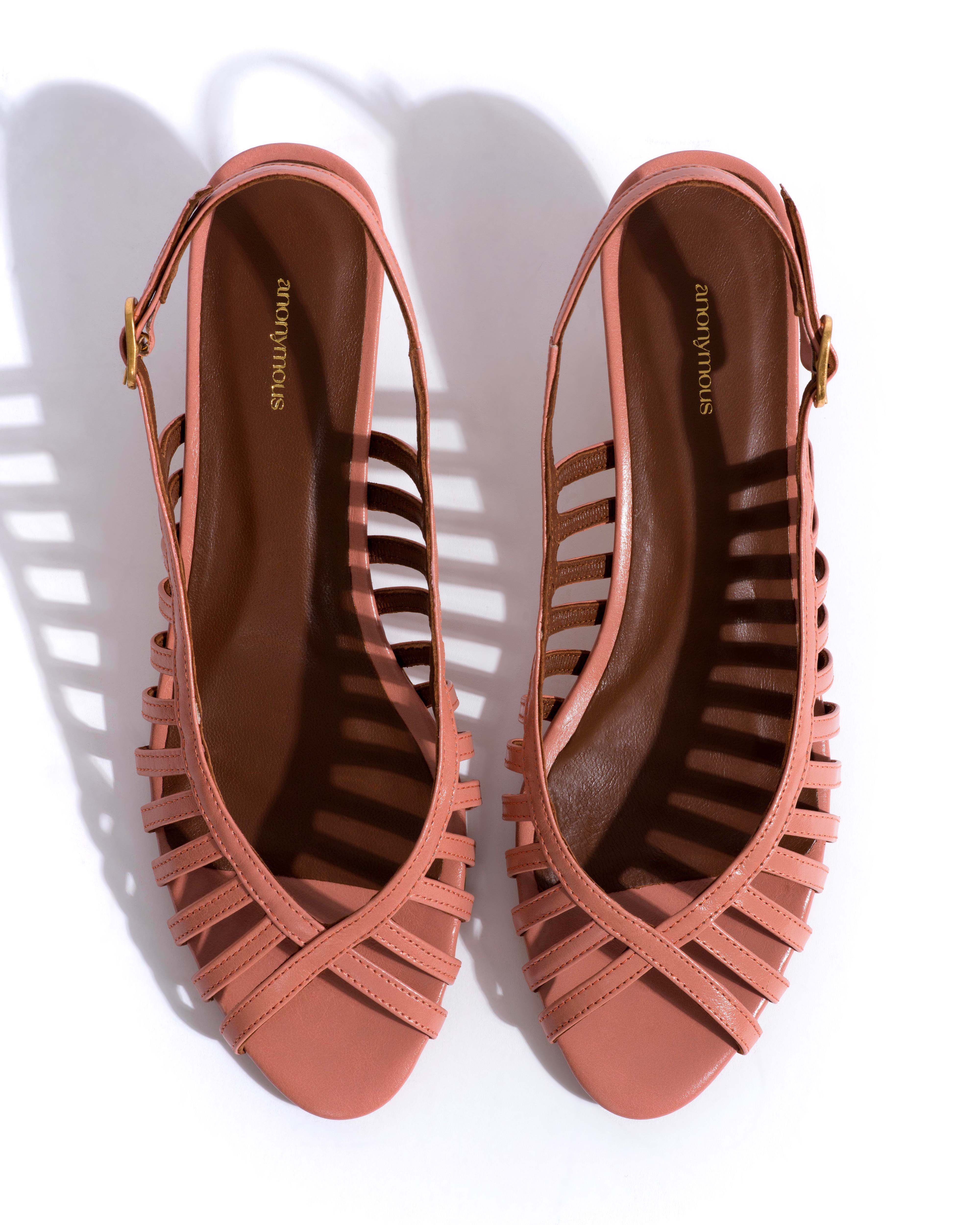 Carminho 40 stiletto Crinkled polished goat Misty coral - Image 4