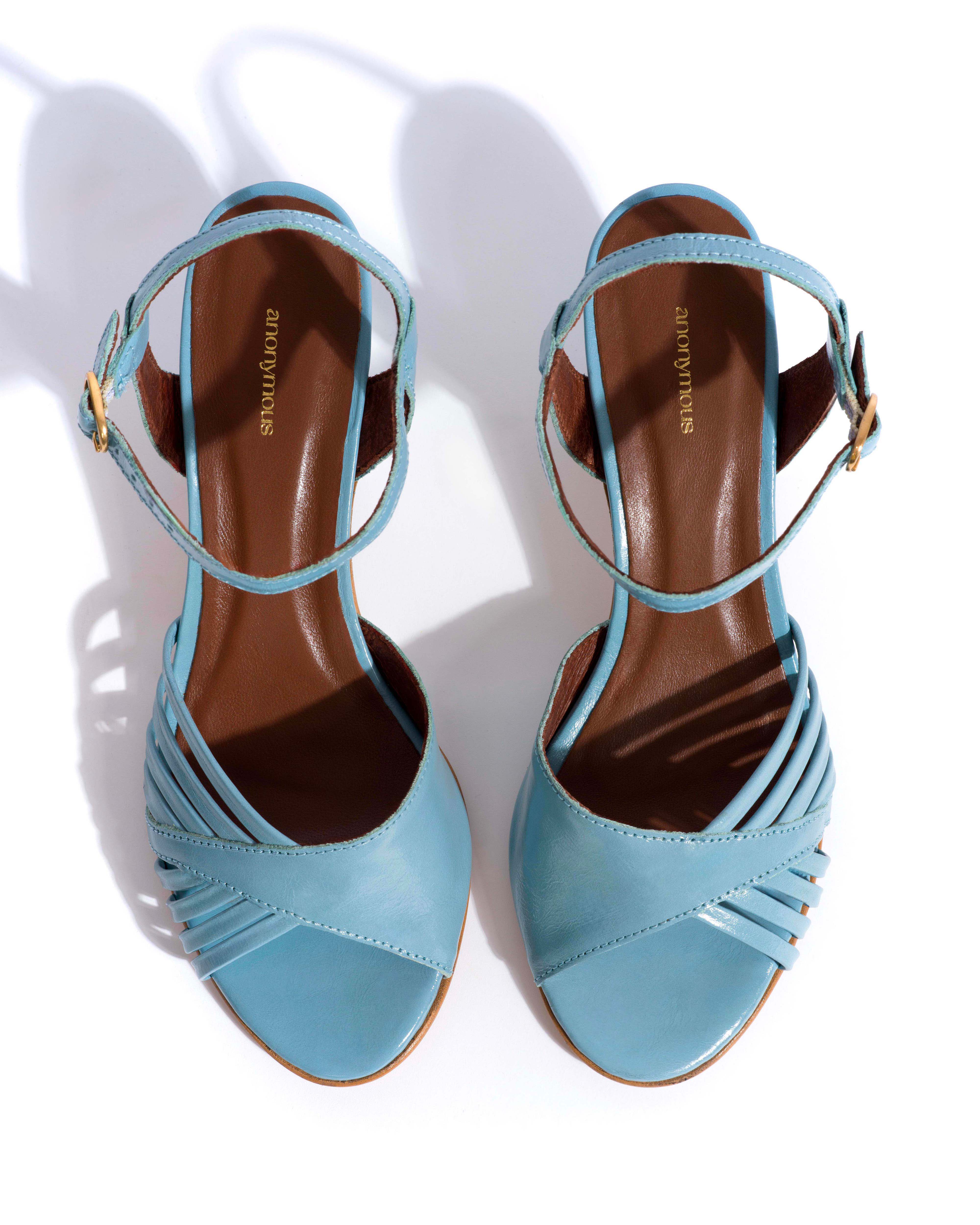 Hermine 50 stiletto Crinkled polished goat Porcelain blue - Image 4