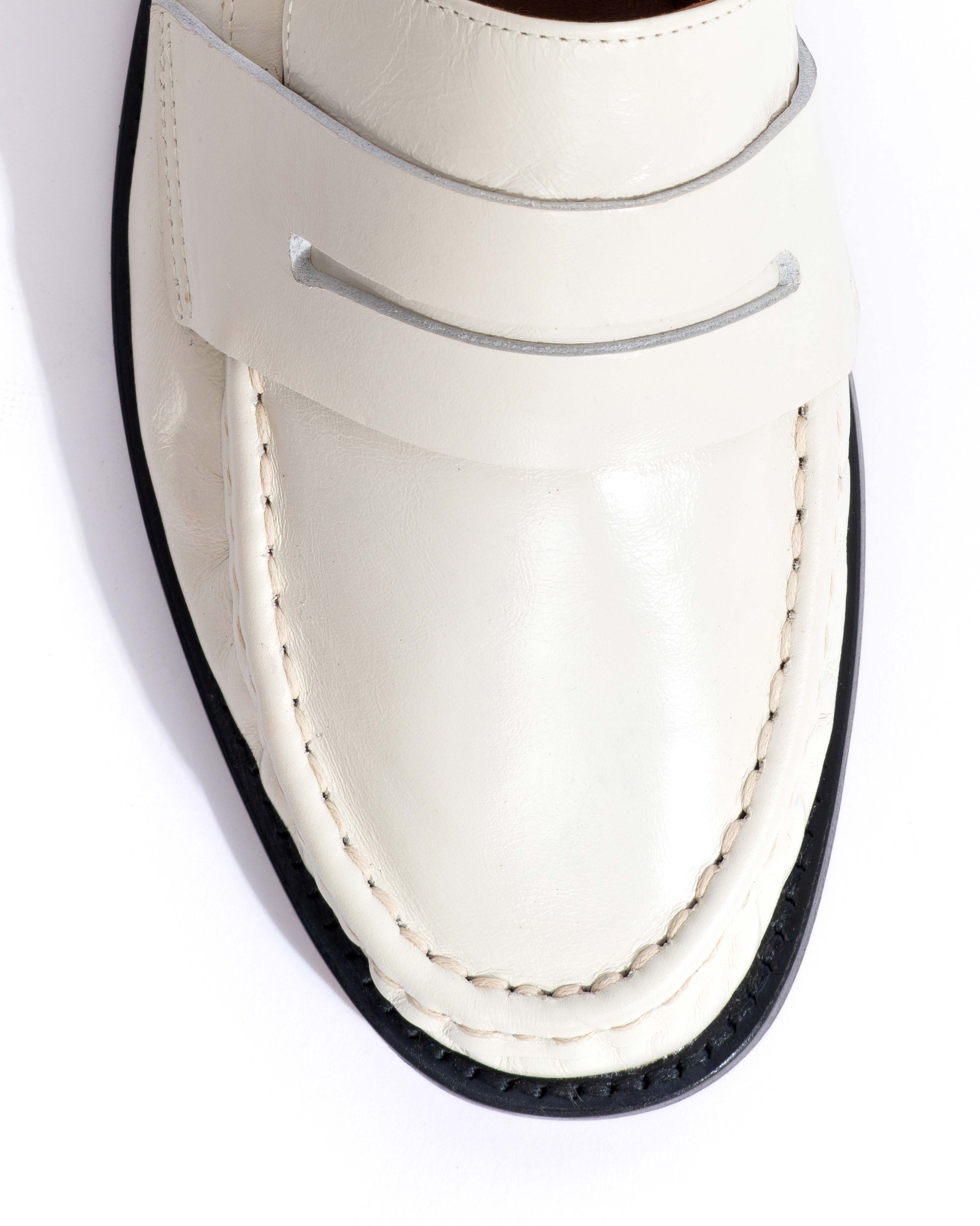Jesha Crinkled soft calf White sand - Image 5