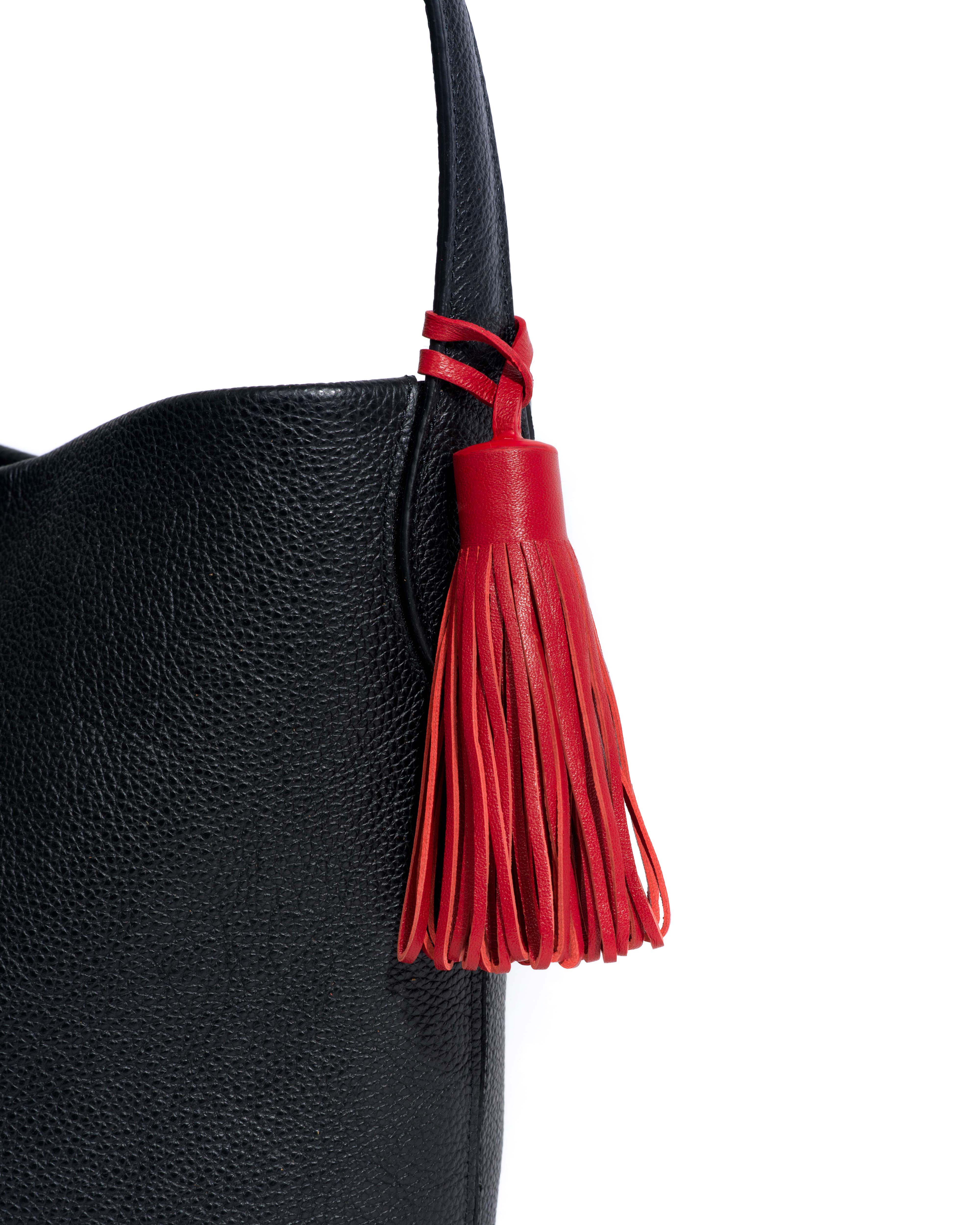 Katty fringe keyring Shiny lamb Ruby red - Image 2