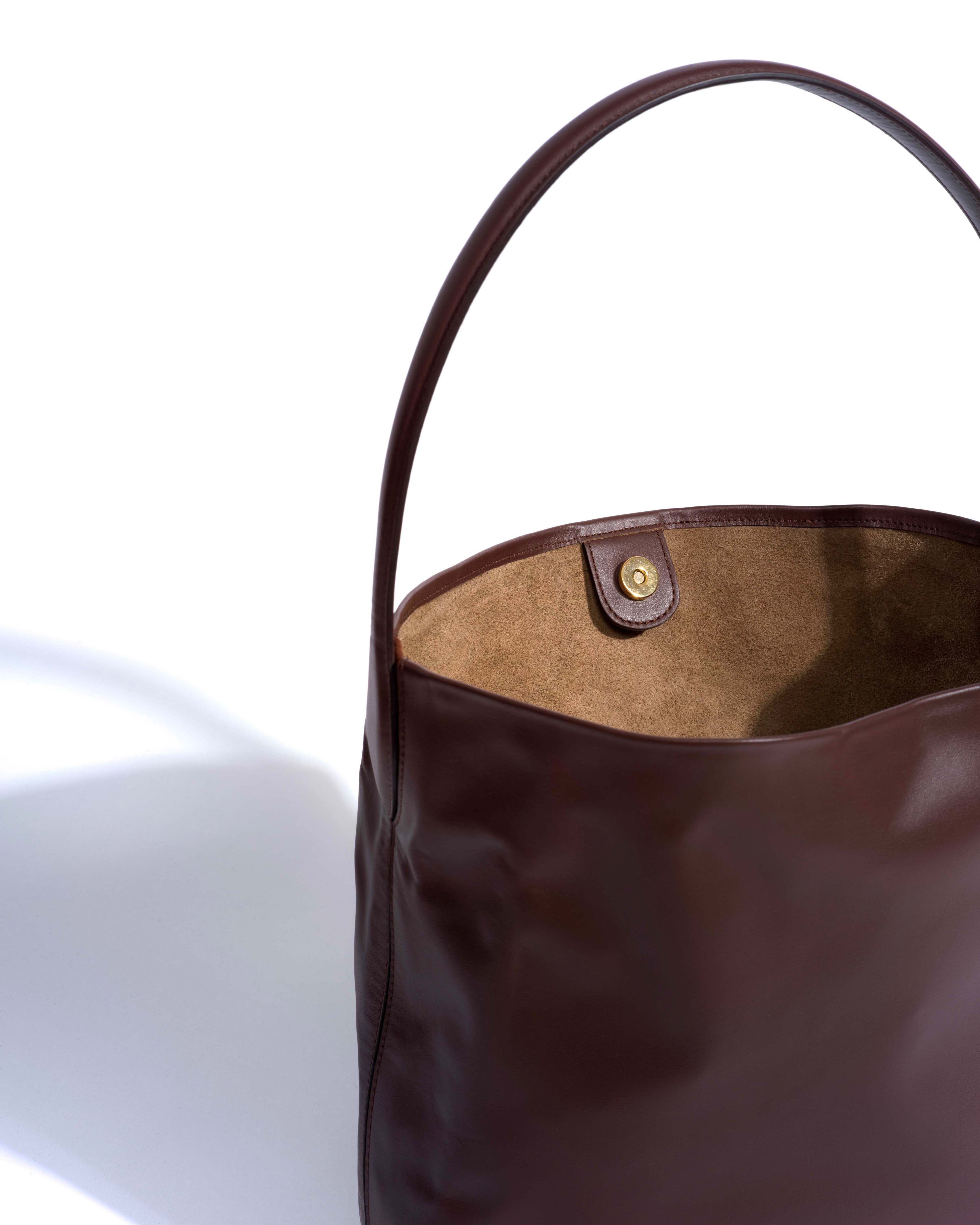 Versa slouchy everyday bag Soft calf Chocolate - Image 6