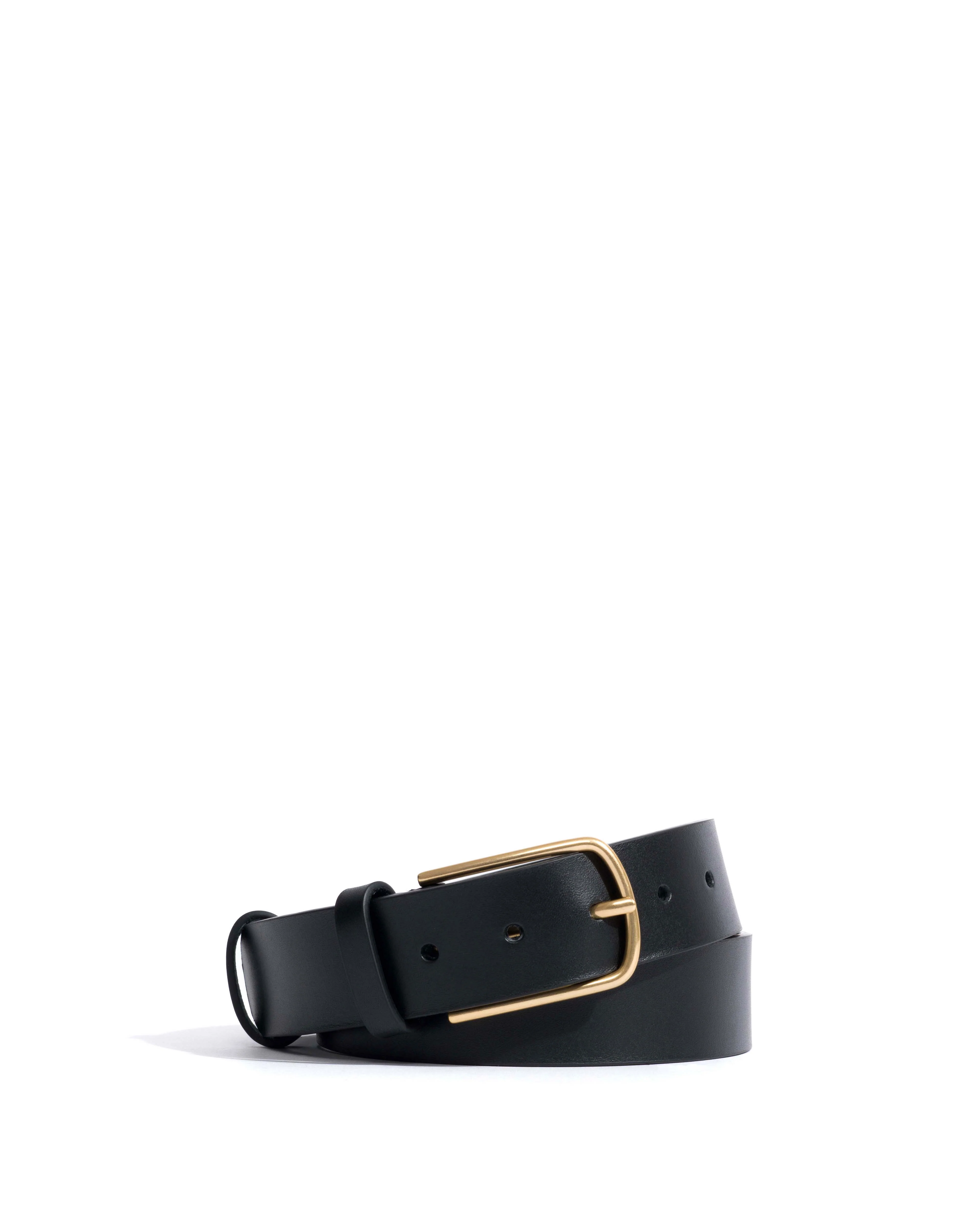 Whane simple unisex leather belt Vegetal soft calf & metal Black & gold buckle